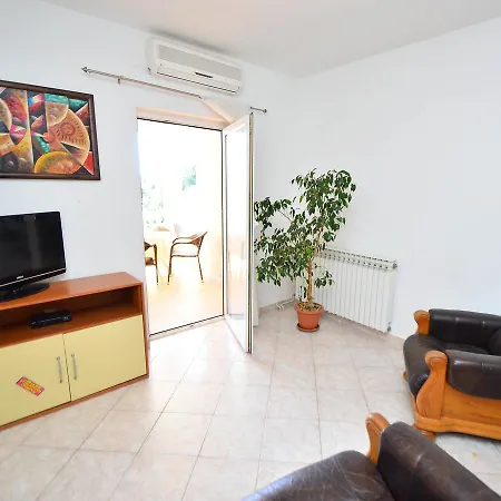 Apartment Desto.4